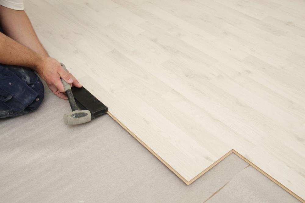 pose de parquet blanc